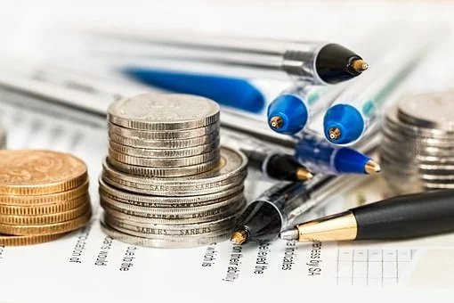 Le Valais fait un geste pour les personnes qui peinent à payer leurs primes d'assurance-maladie